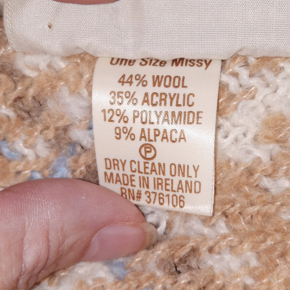 IRISH ALPACA Fringe Plaid Poncho Cape Sweater BOYNE VALLEY WEAVERS Tan Blue OS - Picture 8 of 10